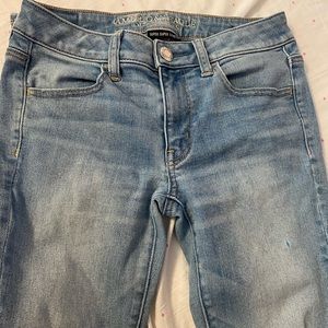 American Eagle light wash jeans